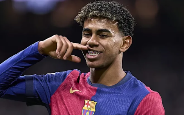 barcelona-mendekati-pemain-sayap-brasil-berusia-17-tahun