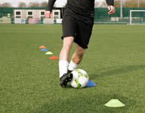 drill-dribbling-untuk-melewati-lawan