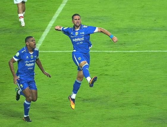 persib-bandung-saat-ini-sedang-krisis-pemain