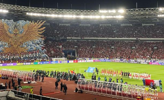 kreativitas-koreografi-supporter-sepak-bola-di-stadion