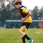 latihan-fisik-sepak-bola-yang-fokus-daya-ledak